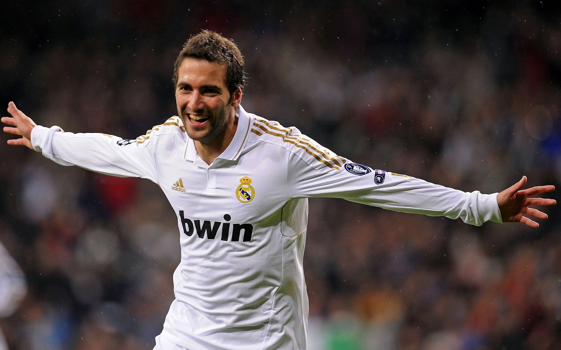 关键时刻:激动人心的比赛高潮瞬间,形容比赛到了高潮的成语